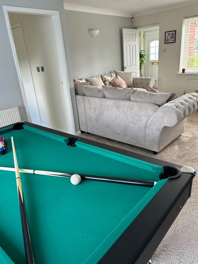 4-Bedroom Home Near Ema, Sleeps 6 Castle Donington Buitenkant foto